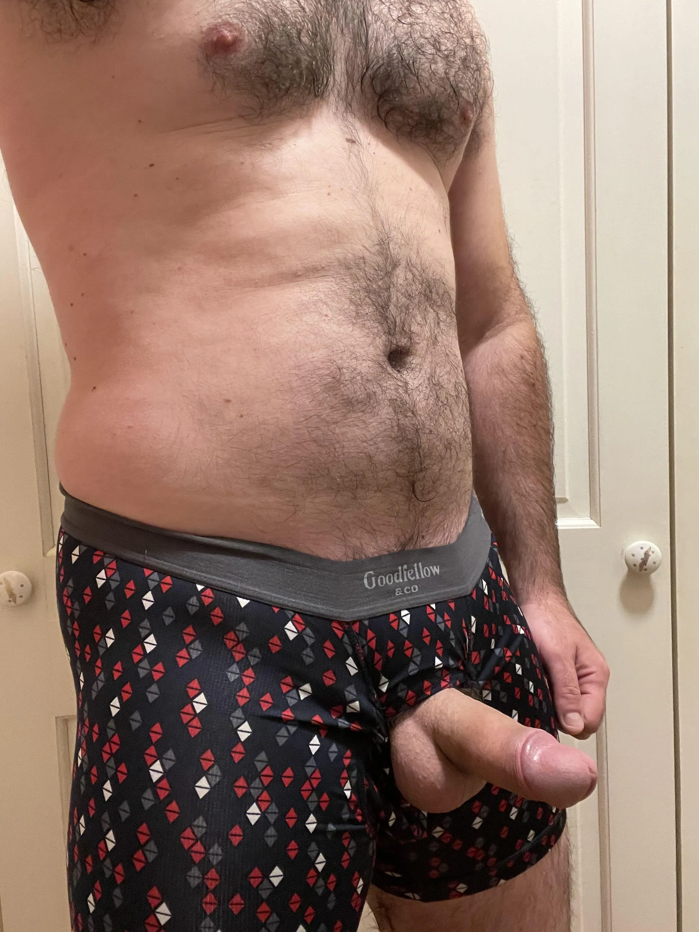 (41) showing off my dadbod