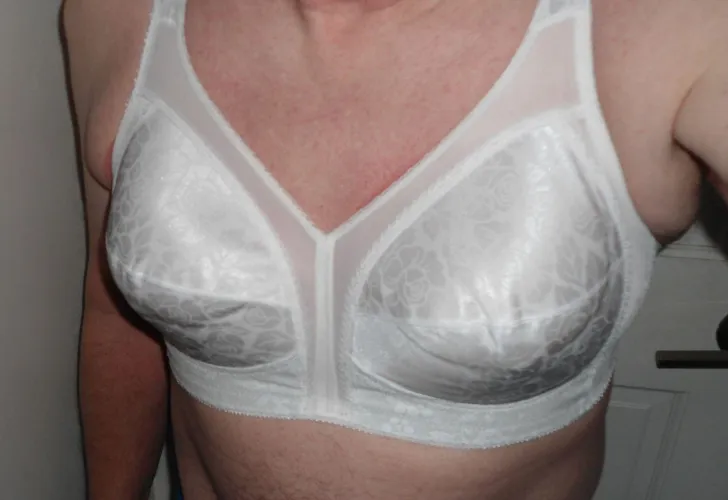 I still love my white Playtex 18-hour bra Like my mother and grandmother used to wear.