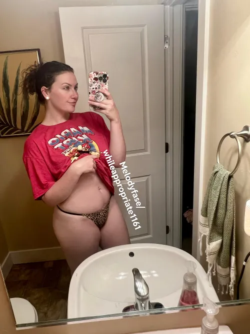 My panties are available! Leopard print g string! Includes a pic, vacuum sealed, and shipping. I wore these pair today and I’ll be wearing them to bed as well! [Selling]