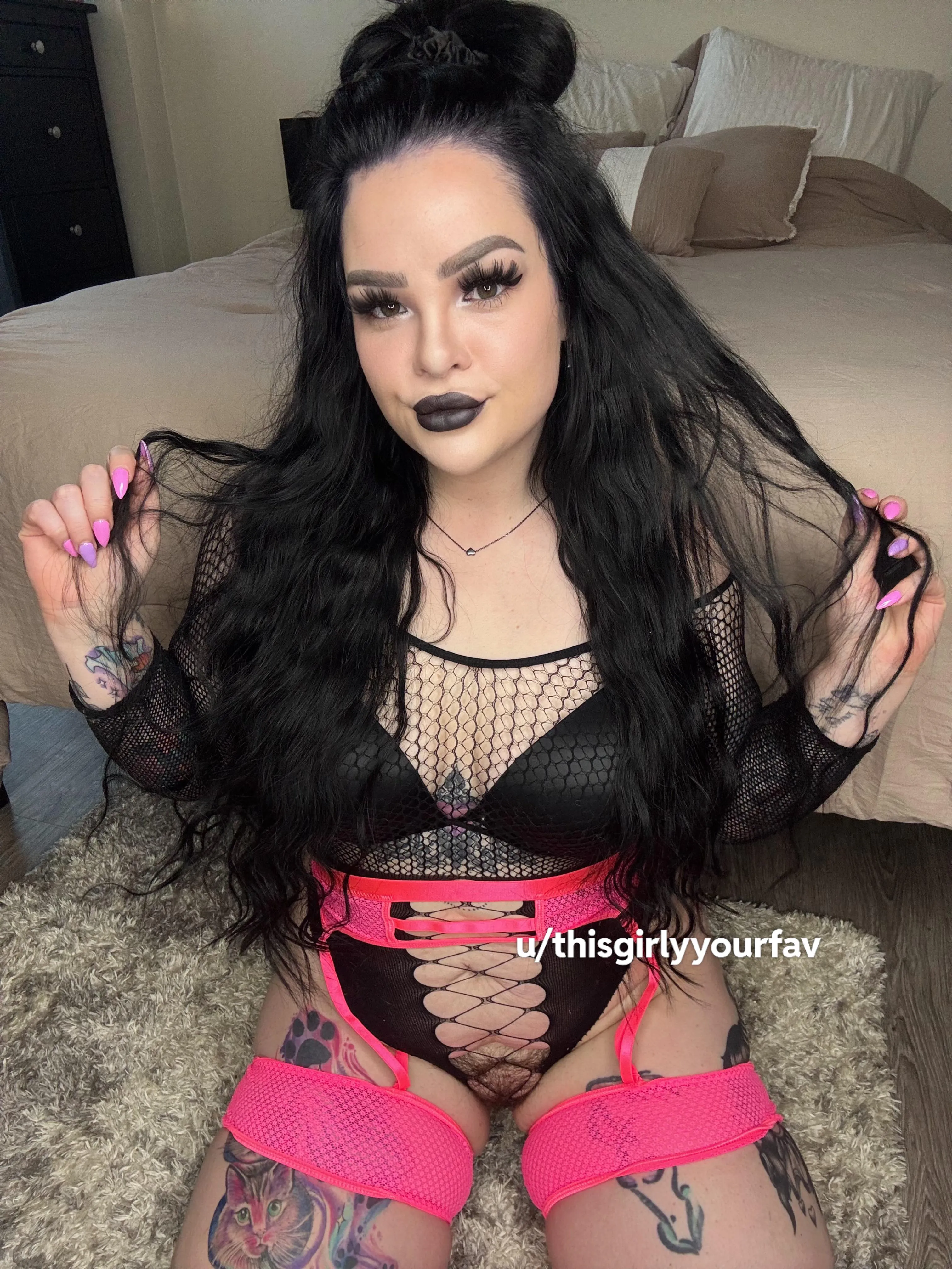 [Selling] Goth Mommy Domme. 🔒 😈 [GFE] [CAM] [SEXT] [RATE] [FET] [VID] ❇️❇️AVAILABLE❇️❇️