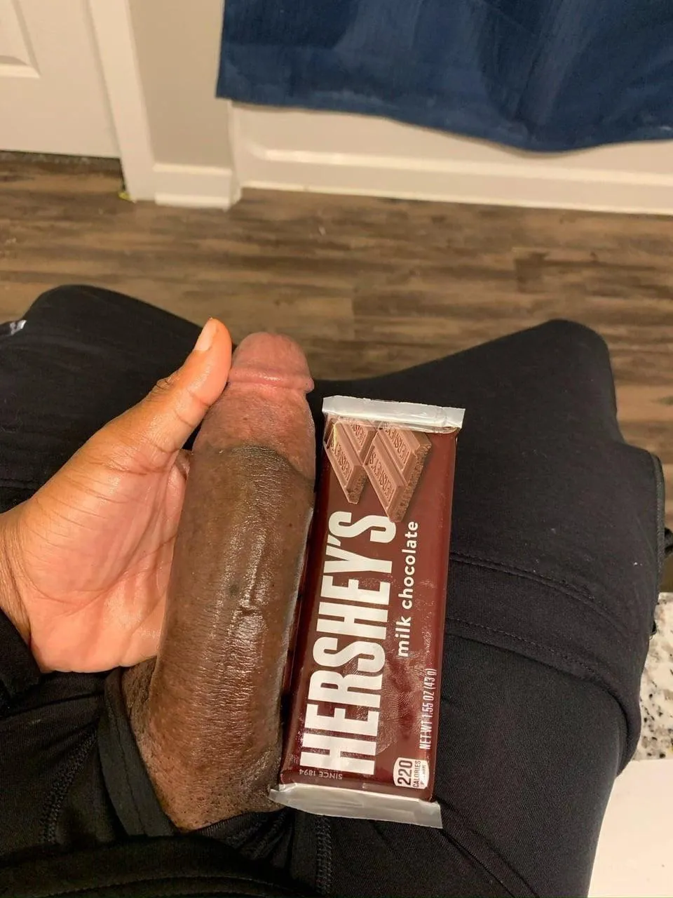 20 [M4F] who’s free today hmu