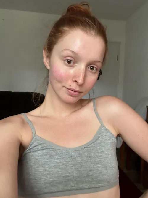 Home environment without any filters and makeup [IRTR]