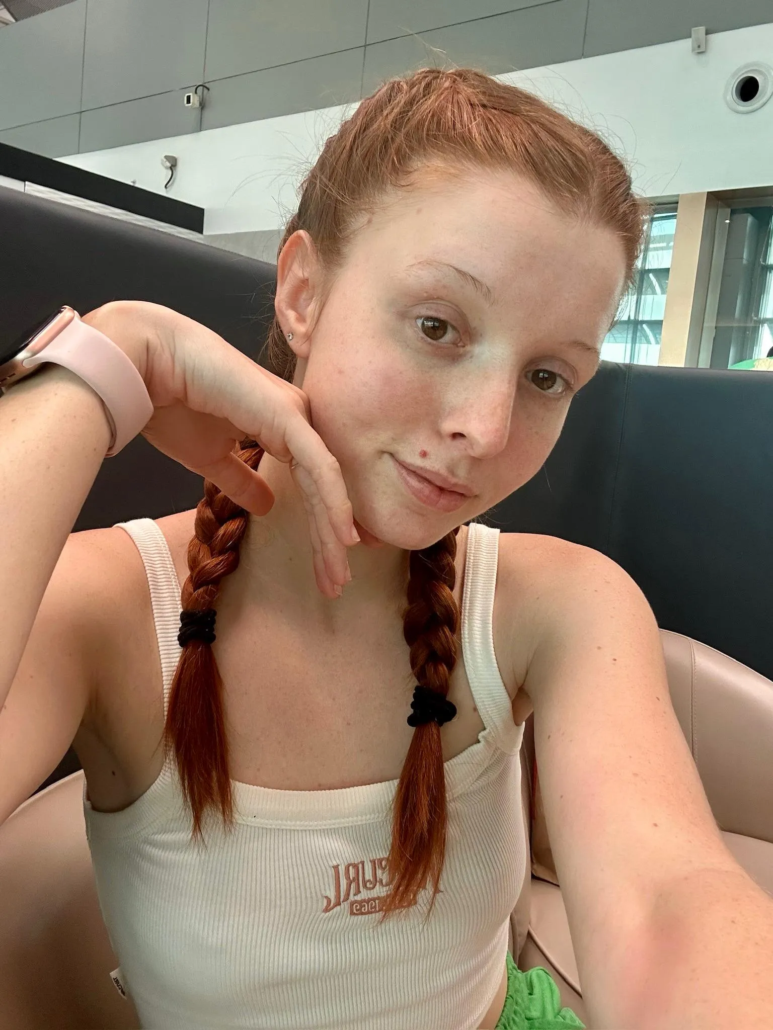 I'm sitting somewhere, waiting for someone 🤳 [IRTR]