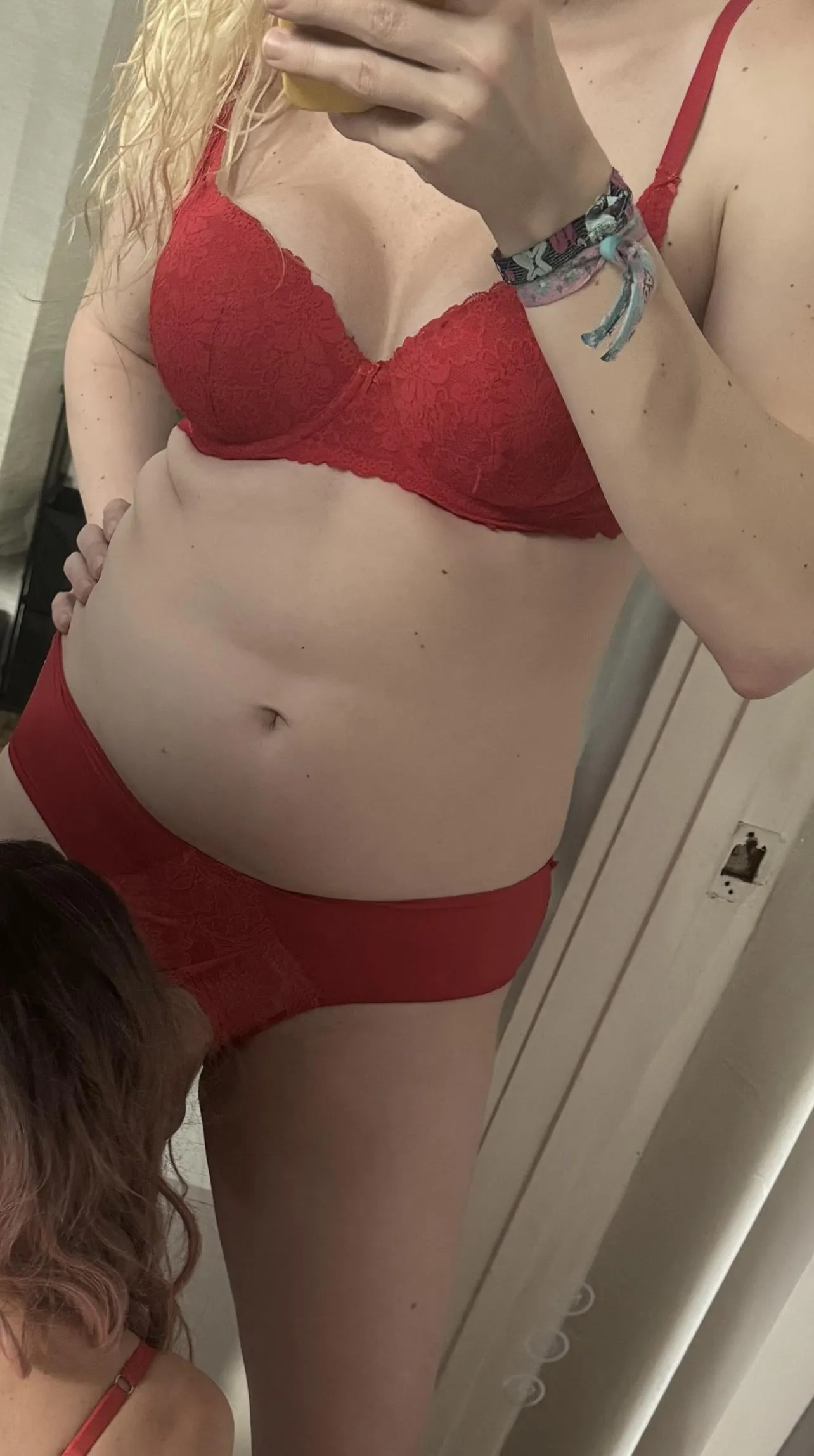 Mommy getting her fat pole gobbled on