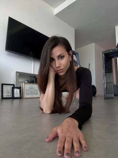 I know you like to be dominated by a spicy Latina 😈