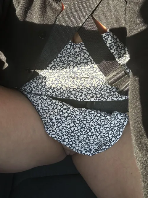 Roadtrip peep show-keeping the driver entertained 🤪