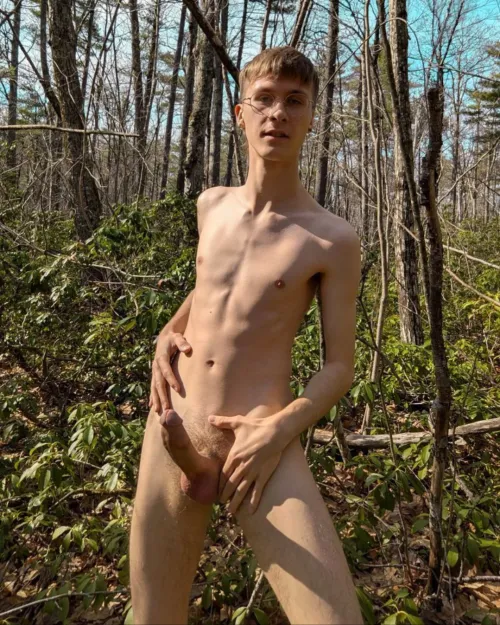 19yo nature twink here