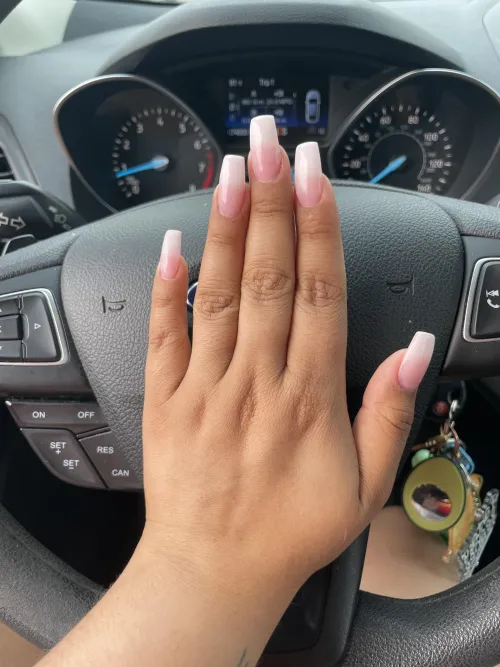 A fresh set of- I wonder what o should wrap them around?