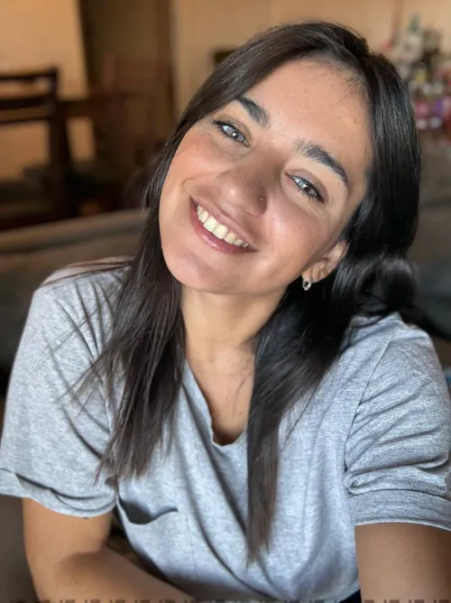 F20 — Hot enough to make you stop scrolling?