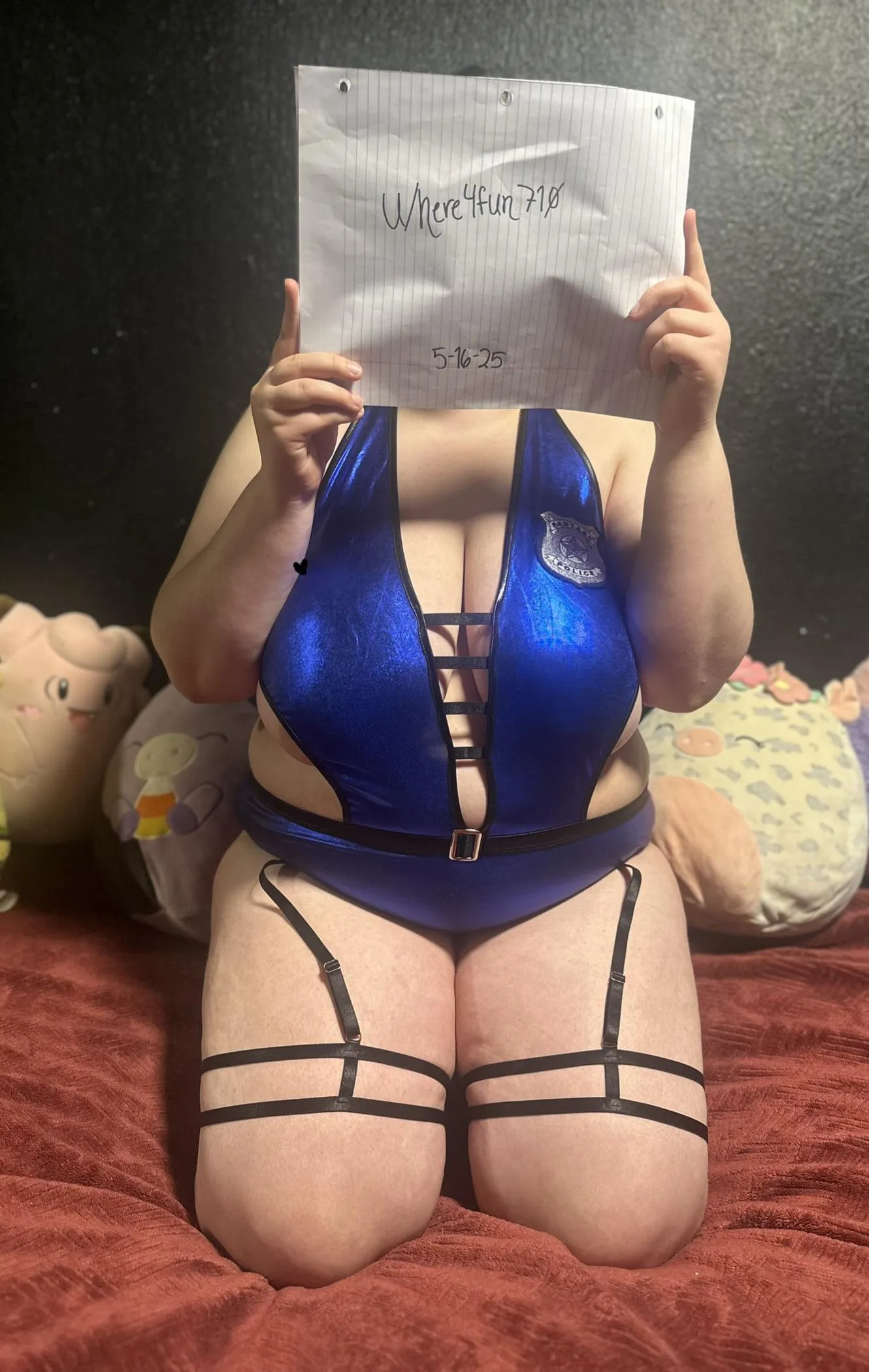 F(22) Need something long and thick down my throat 😈must be 8 inches or bigger and really thick. Also into women if any single ladies want to come have some fun 😝 Dm me only if your in Oregon (Pdx)