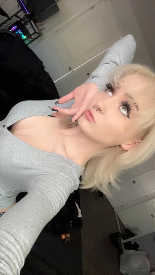 It makes me so happy when puppies send me their money🤭