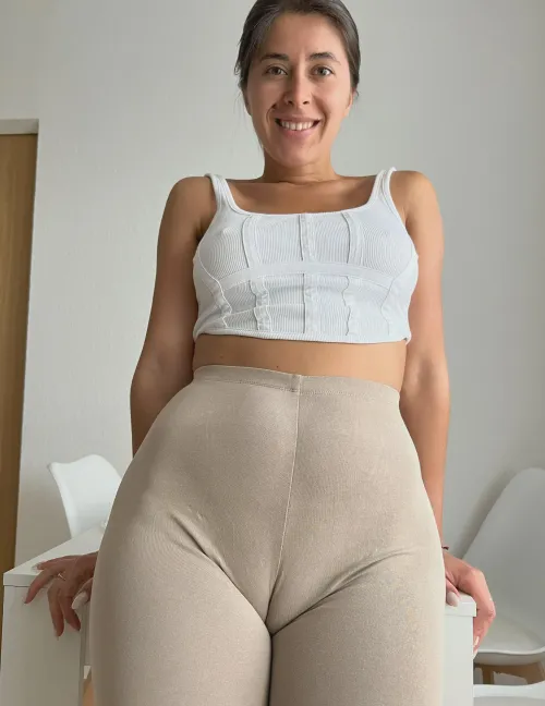 this chicks in a great mood today