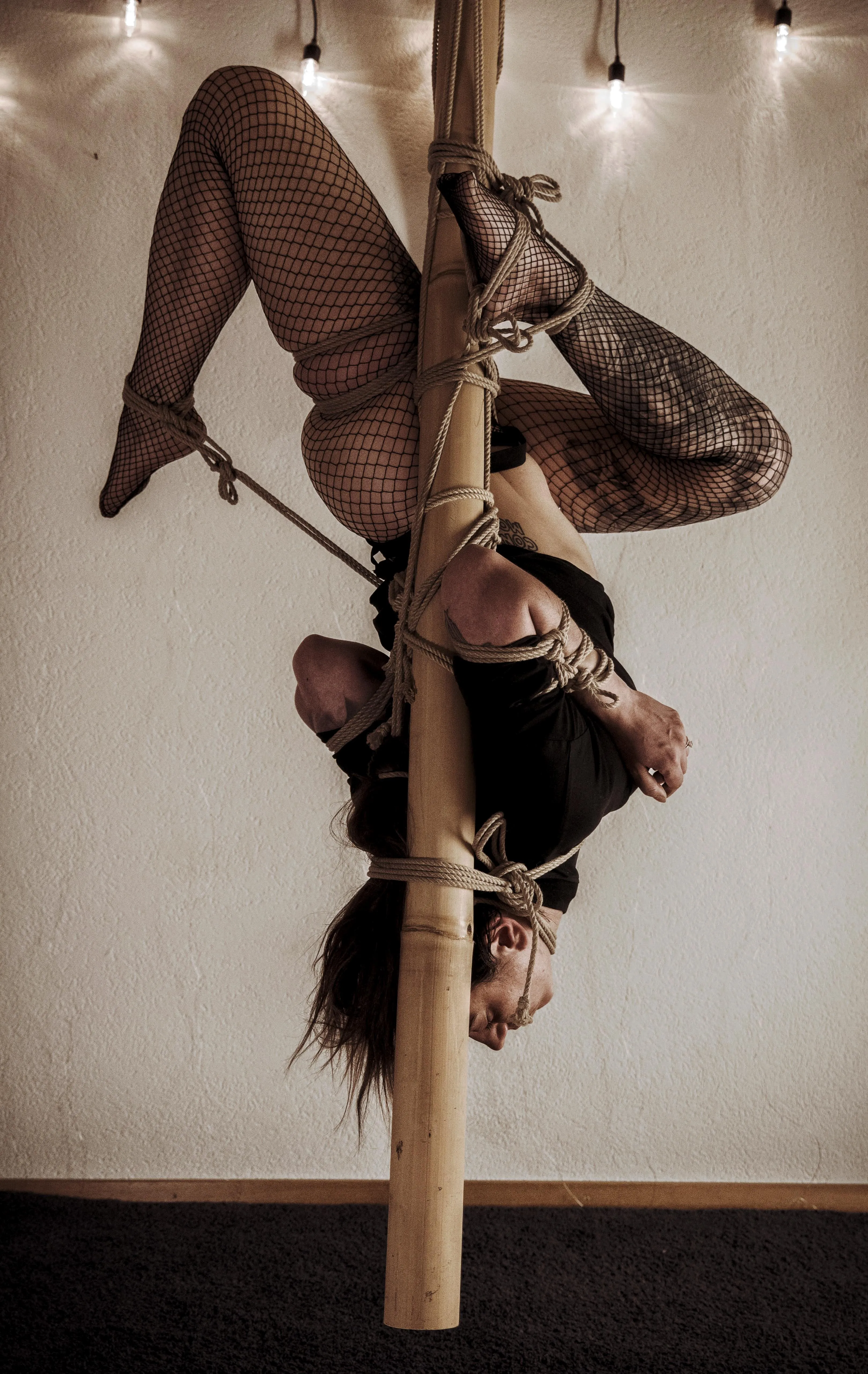 twisted floating hashira