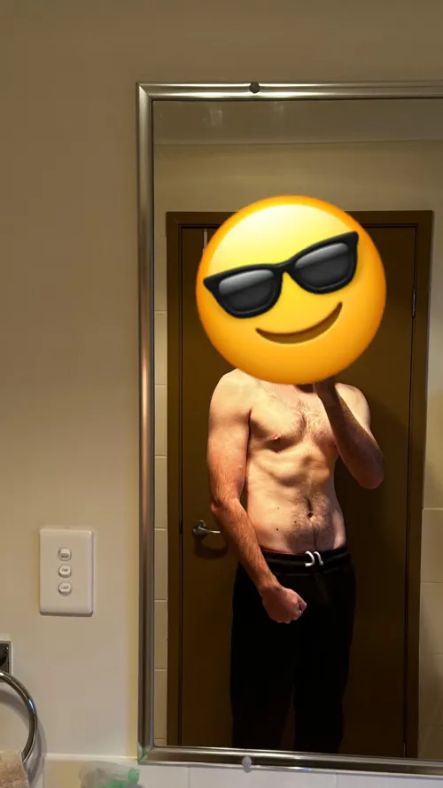 30 [M4F]Redcliffe. 6’3” straight, can host or travel, for FWB/casual, post for details