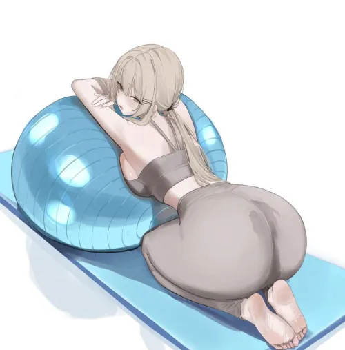 Big Booty Babe in Yoga Pants with Exercise Ball [Original]