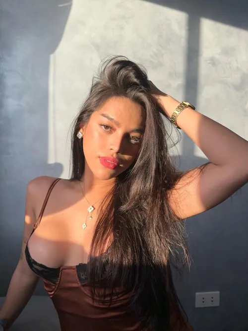 say yes if I can show you my girl cock🙈