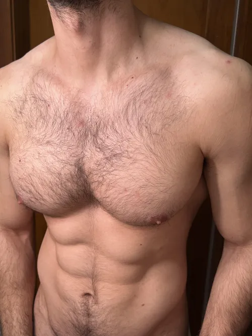 👀 Soft at first… then I go deeper.