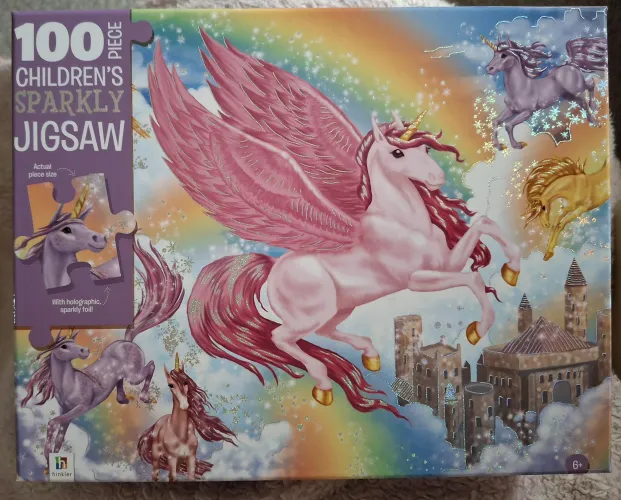 I bought me a puzzle at the charity shop 🦄✨️💖