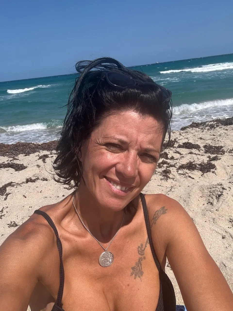 Leave a ❤️ if you’d accept my nudes without hesitation