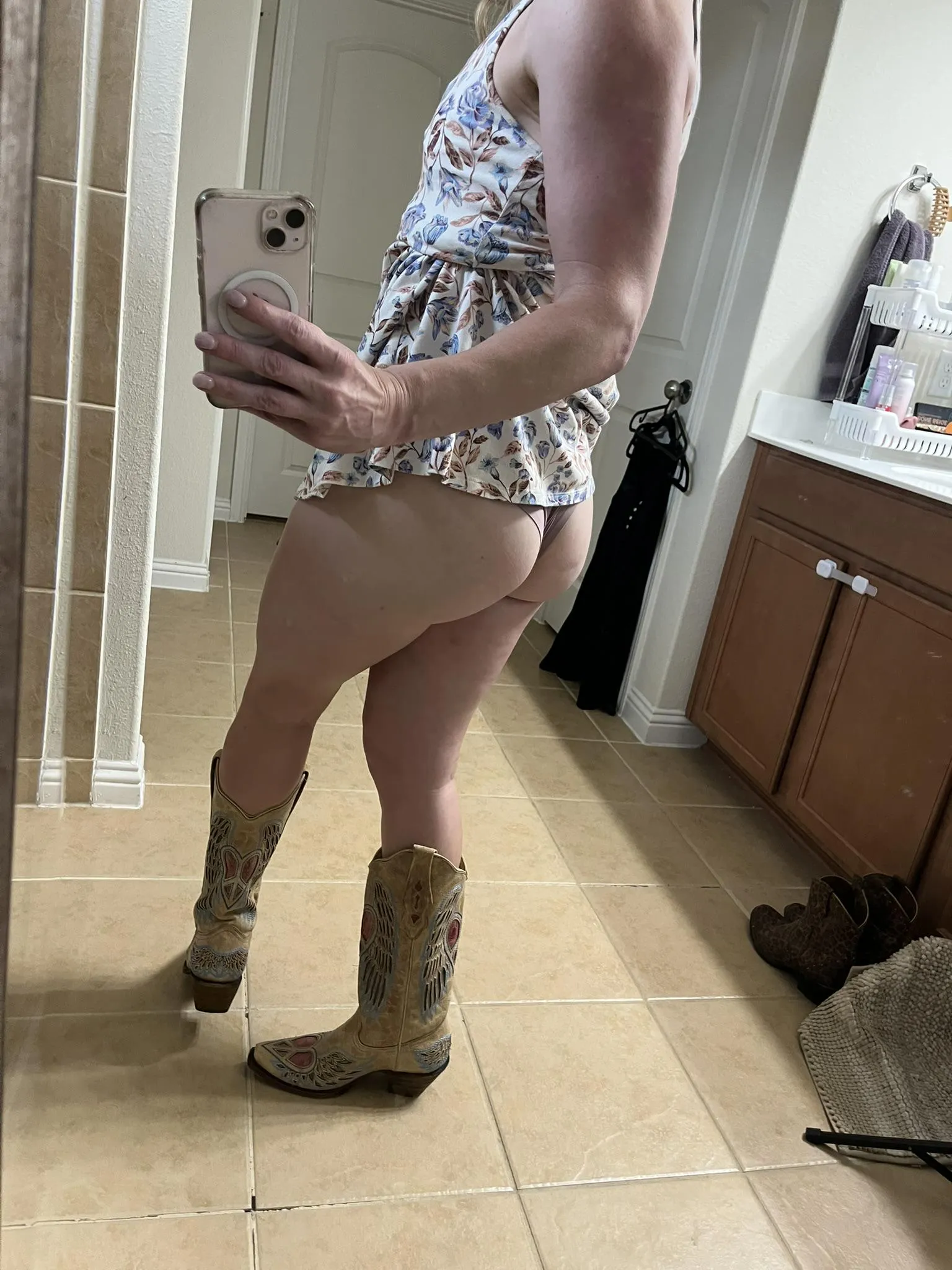 Moms need to have fun too