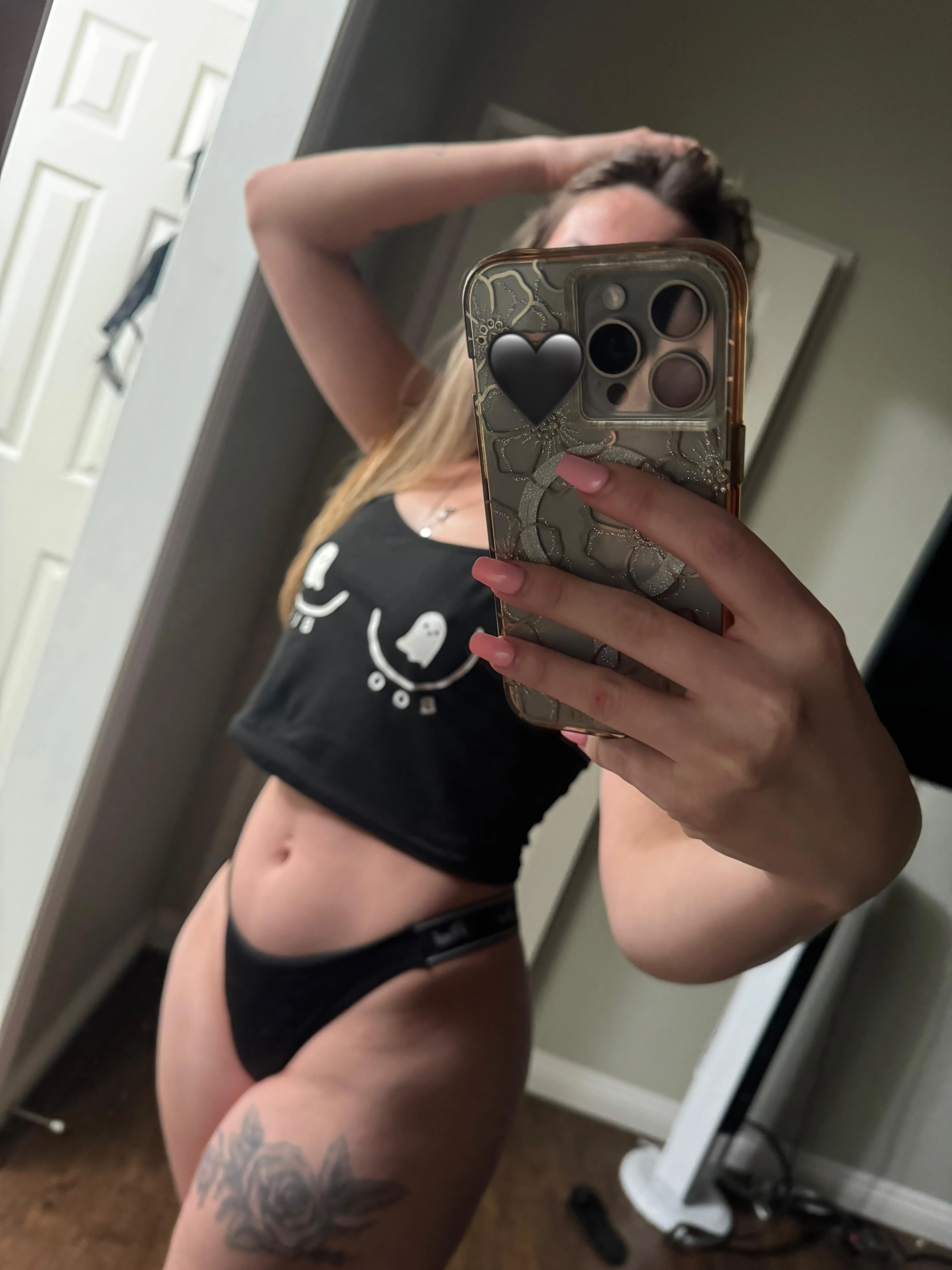 <Sacramento> 30F hope this makes your monday a little better 😜