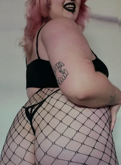 ur blood = my lipgloss?