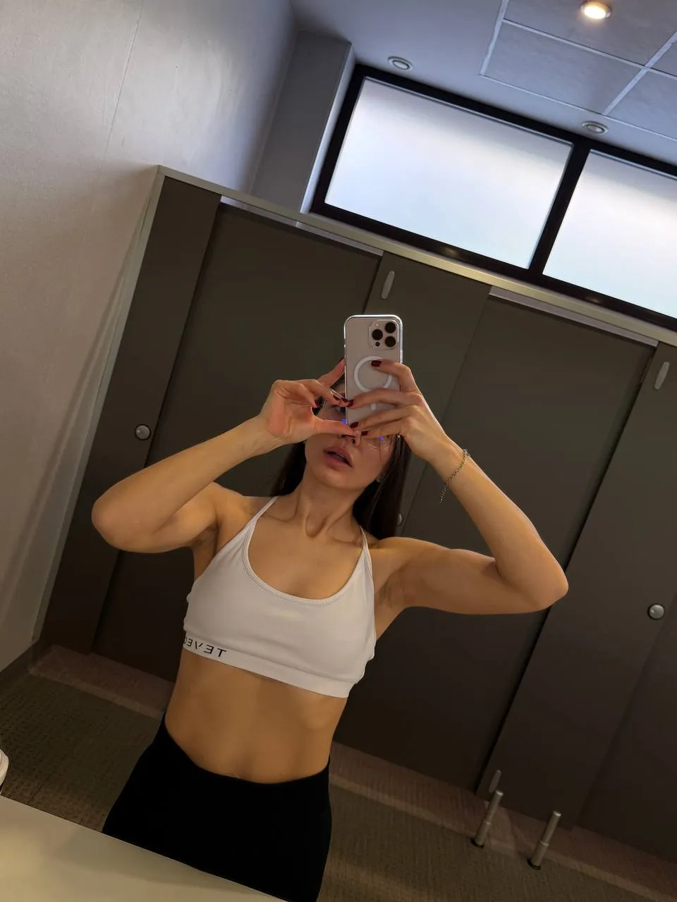 Hey, everybody, hi from practice (oc)