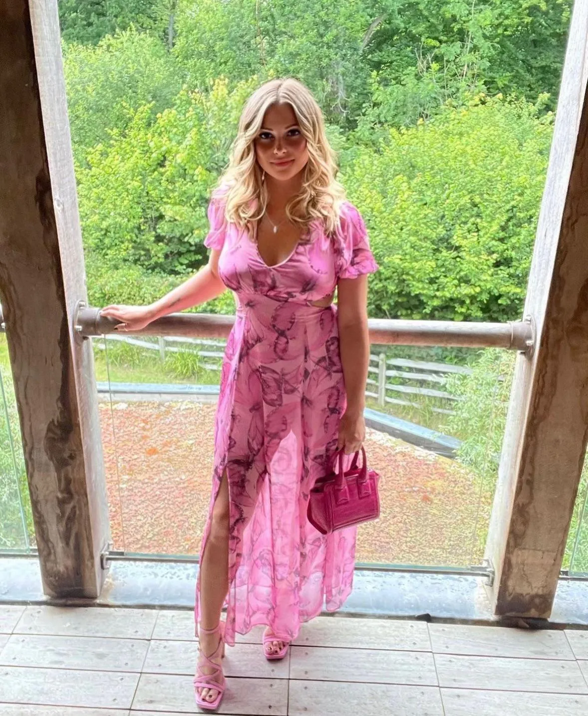 Looking at the back, from the front