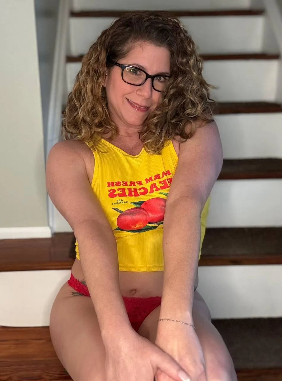 What's the most gorgeous aspect about MILF in your personal opinion?