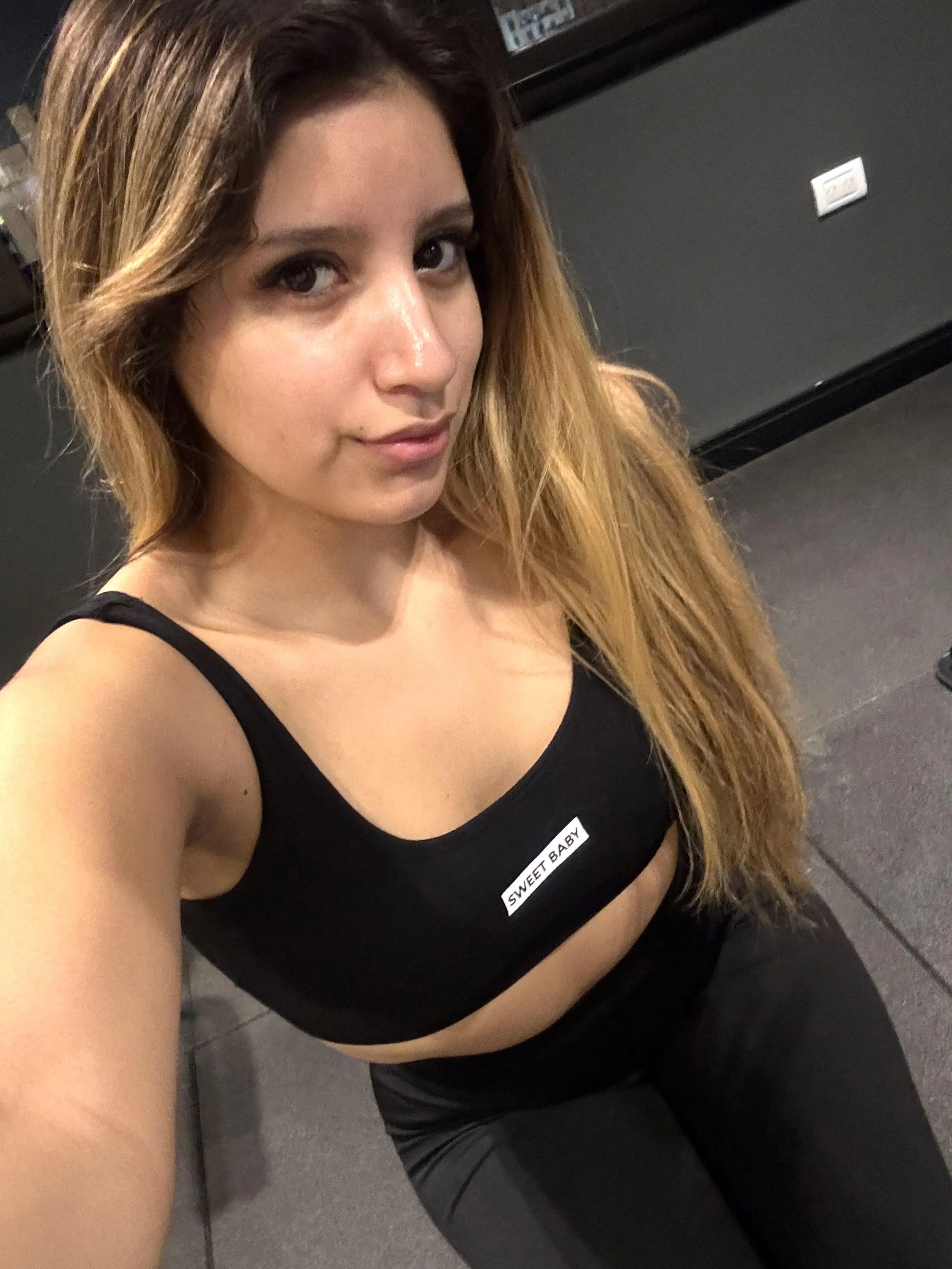 “I’m the queen of seduction. Check comments for OF