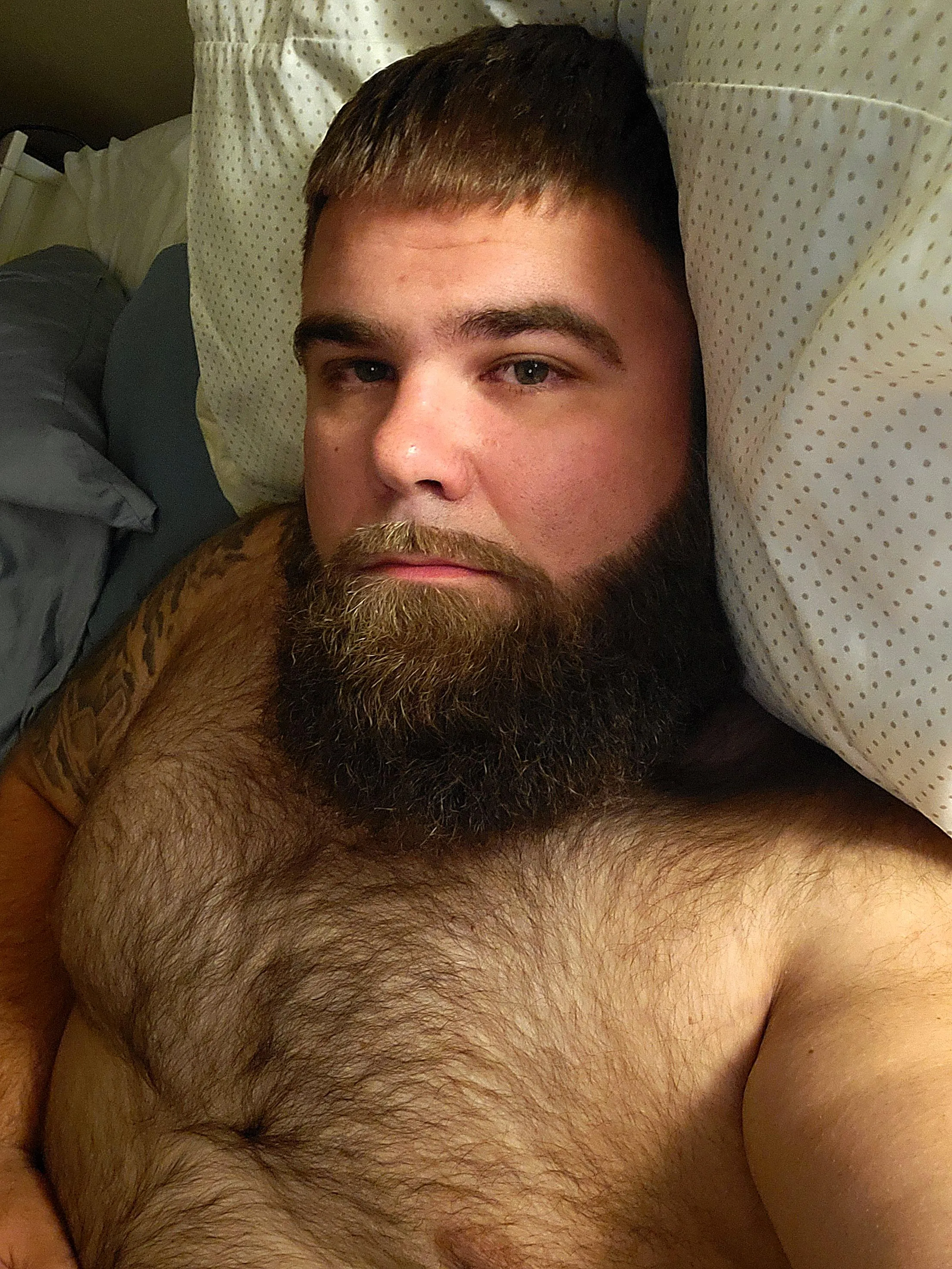 Boring night. Who wants to have some fun?