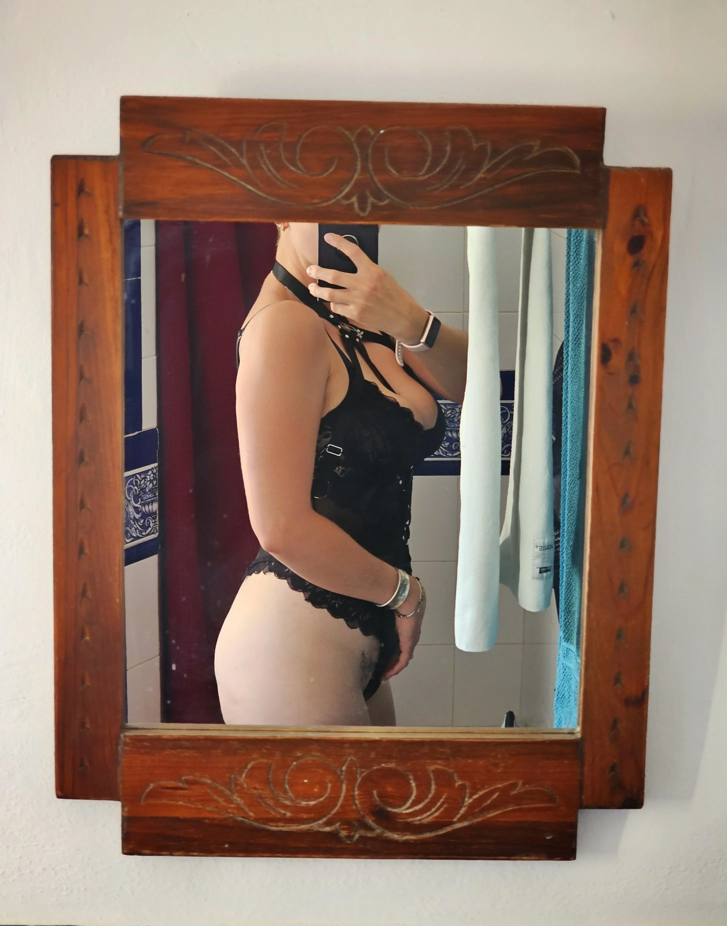 Sexy moms like to make sure all is in order before showing off