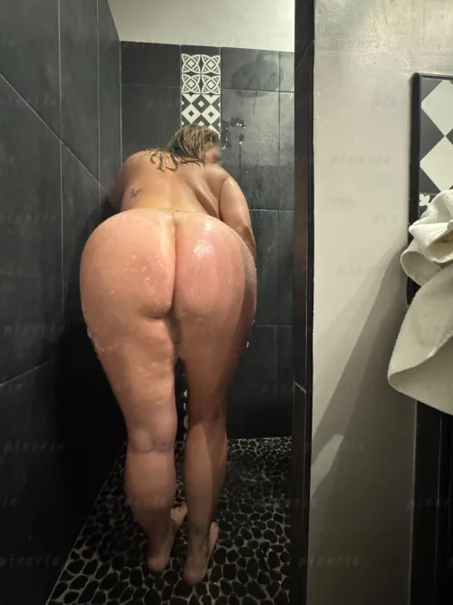 Wet and ready for party