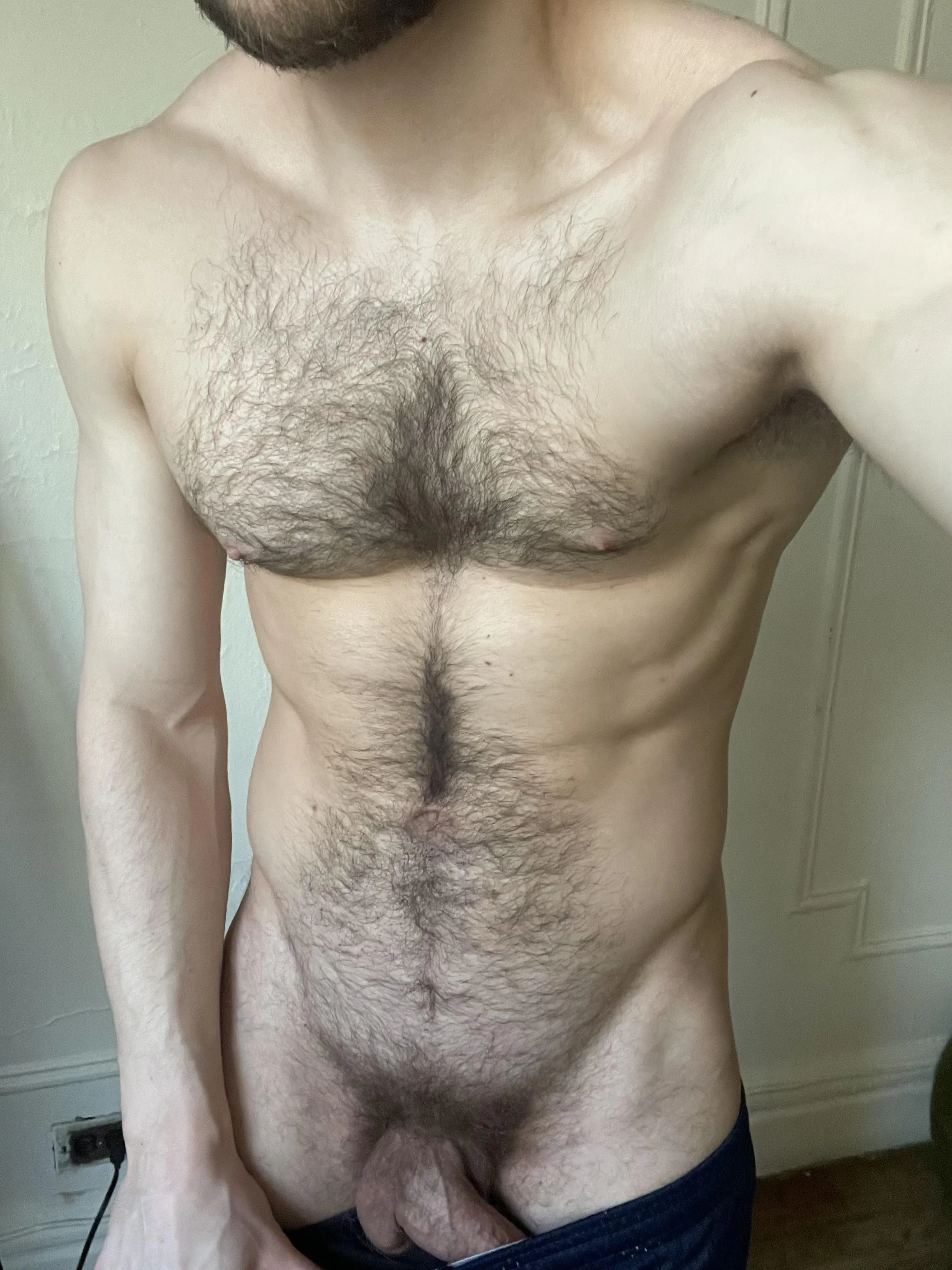 Would you get on your knees and sniff me? 👃