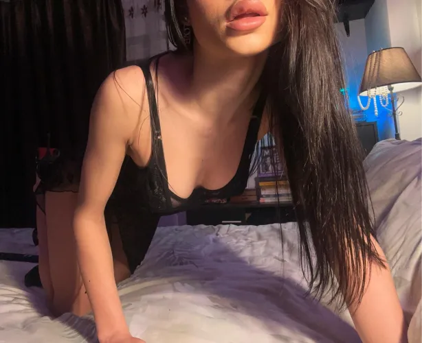 I need you focused on that cleavage