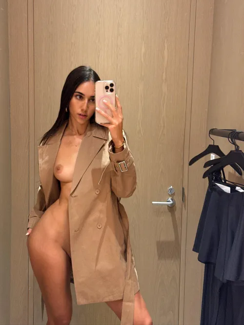 IMO this photo is a perfect material to make us dry our cocks out!