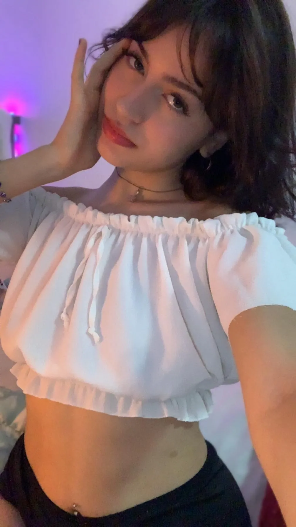 20f looking for [online] long term arrangement. I verify!