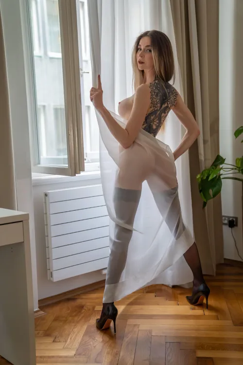 Lucky opposite neighbors