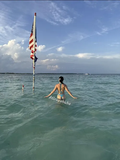 MF for couples or select singles. May 23-27th. Stopped in Islamorada and headed to Key West tonight. Looking for a fun time this weekend