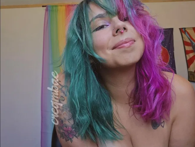 [Return Our 3P Tools/Apps] Fruity, flirty, and soft. Handle accordingly.