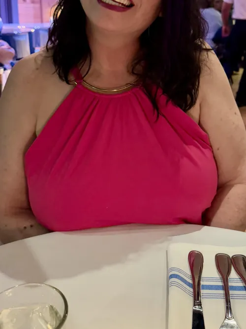 47 [MF4M] #orlando - Curvy MILF looking for fun tonight! Hubby likes to watch. BBC preferred, hung a +. Must be ready to verify with face pic, and meet for vibe check. Read my FAQ!