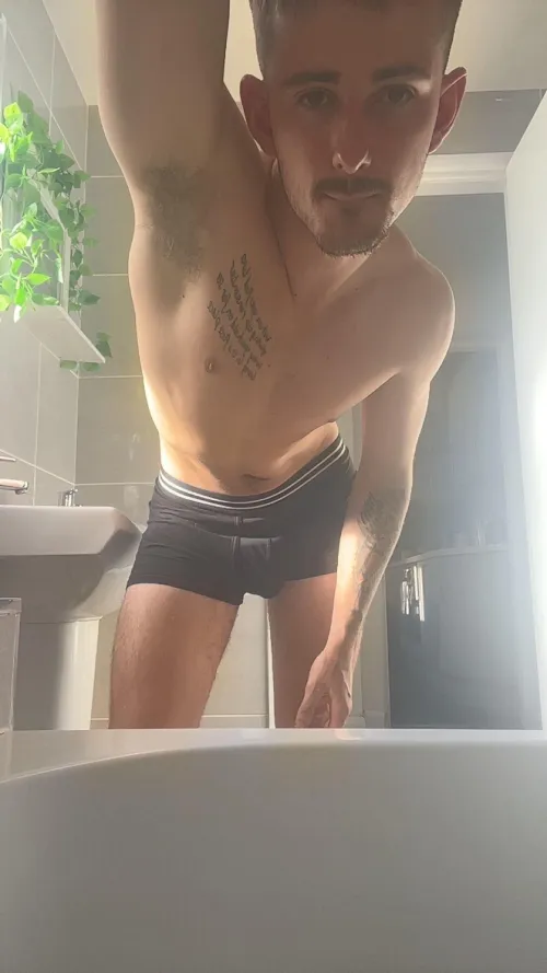 Come and see me get naughty ✌️💦