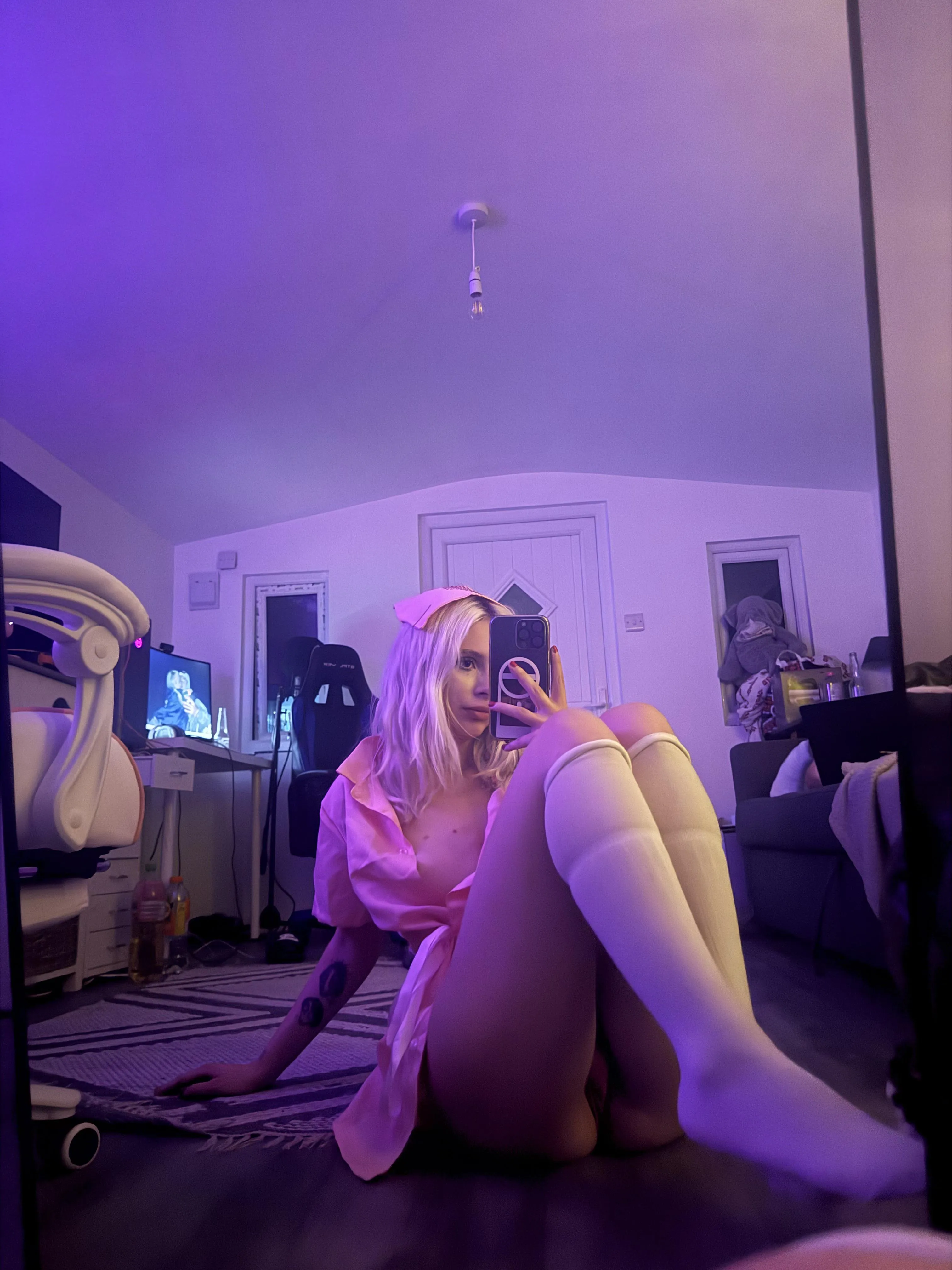 do you like long socks or short socks on me? :)