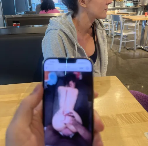 From having a plug and cock inside of me to picking up our dinner, all within 20 minutes