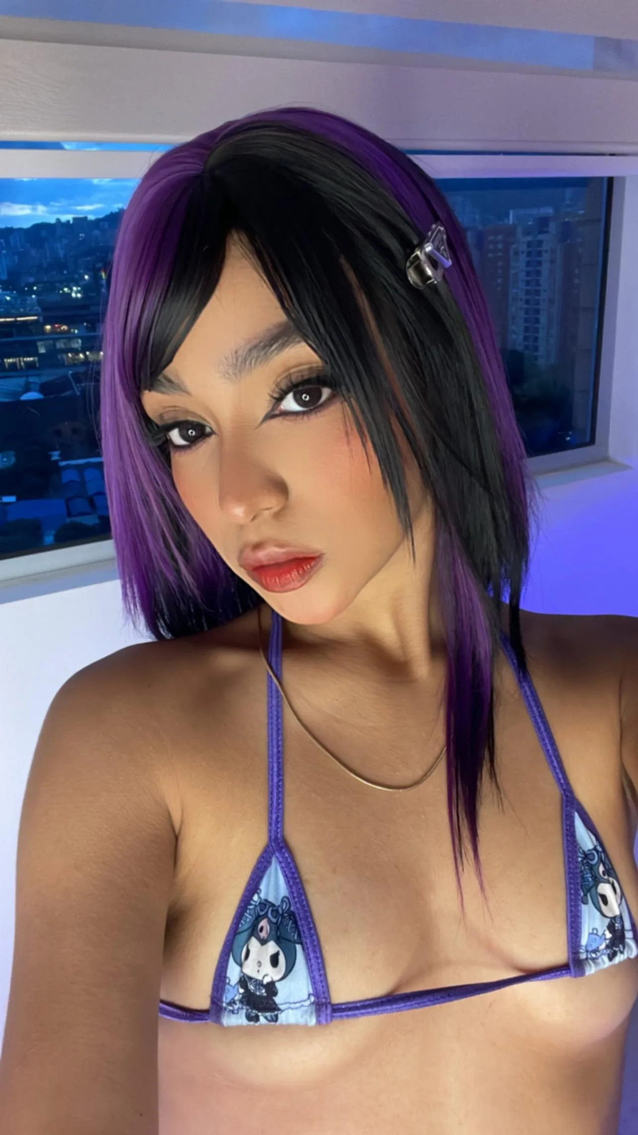 i want your hands and your hunger