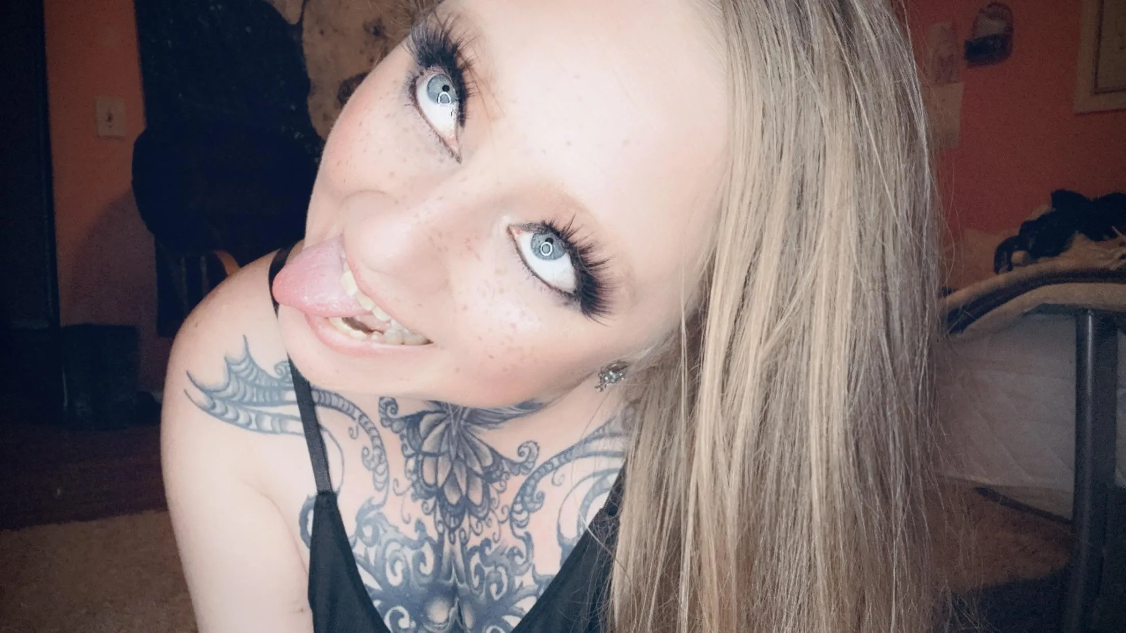 Neurotic but adorable 🖤