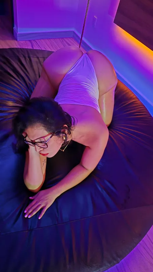 Think this Latina MILF knows how to drive you a little crazy?