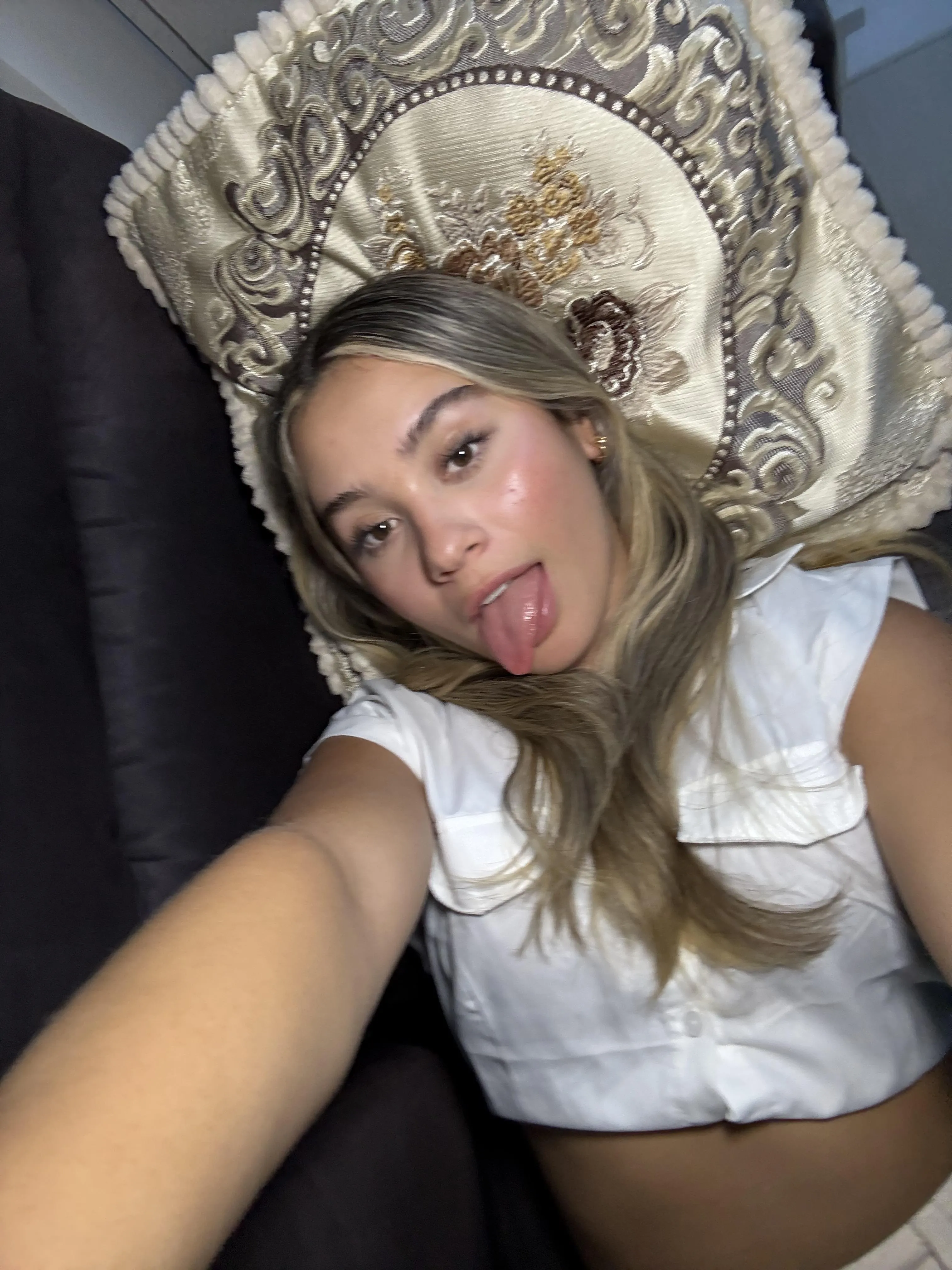 try me, blonde girl won't disappoint you