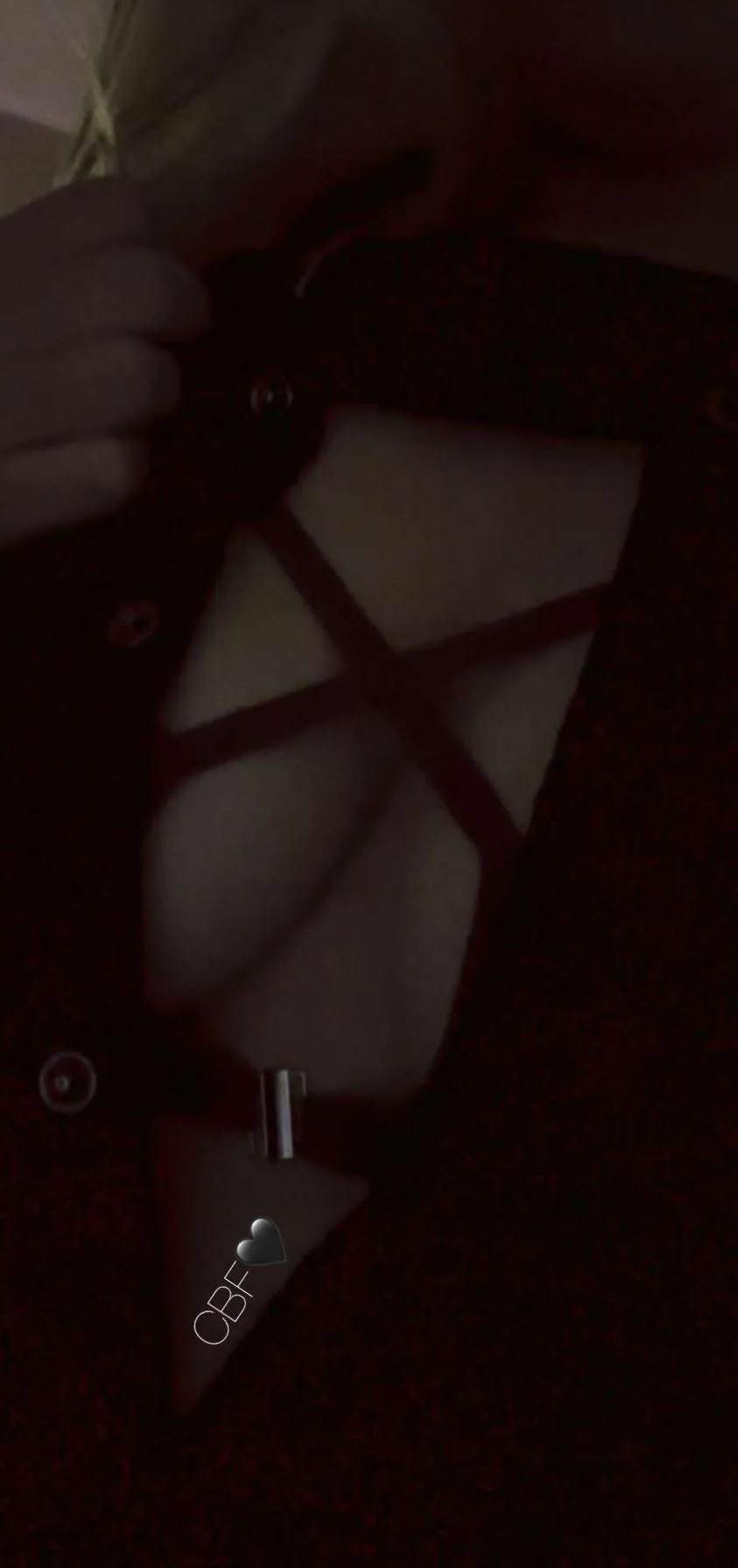 Wat de nachtzuster onder haar uniform draagt 🤫