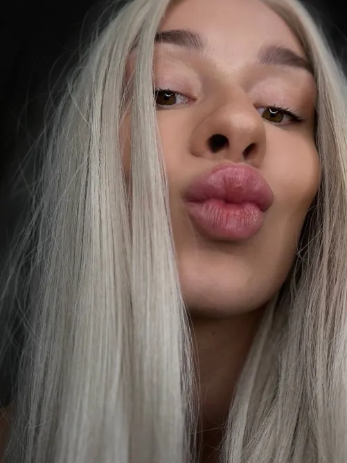 Your dick and my lipstick, deal?